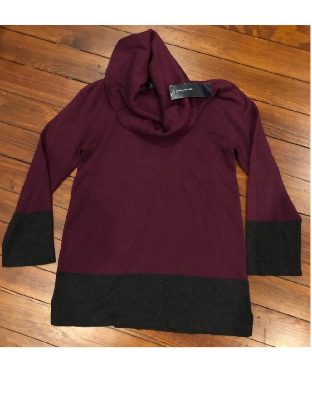 NWT Colorblock Turtleneck Sweater Size S